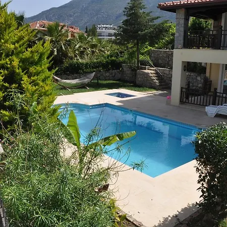Deniz Villa *